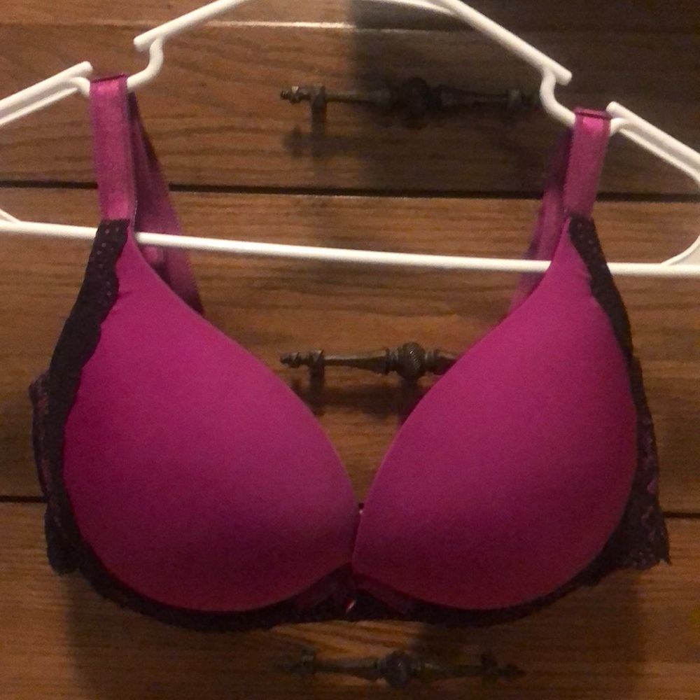 Torrid purple and black lace 40D bra